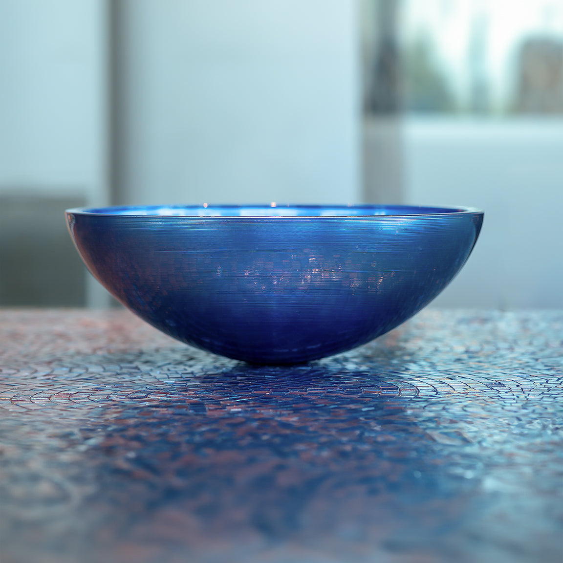 Round premium glass basin in Blue. Fluted interior finish, Italian craftsmanship by Sicis, available from the Tiamont online boutique for refined bathroom furniture.