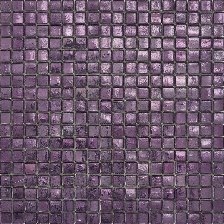 Discover the SICIS® Plum Silk glass mosaic for bathroom, pool and spa. Refined glass mosaic tiles with spectacular colour effect, Italian refinement and breathtaking presence, now available at the Tiamont Online Boutique.