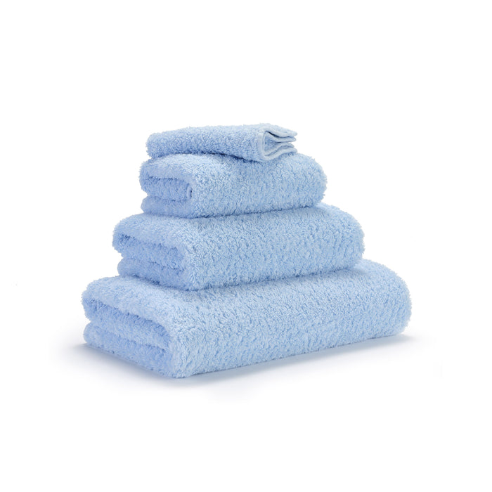 Super Pile Powder Blue – Luxury towel in Egyptian Giza cotton