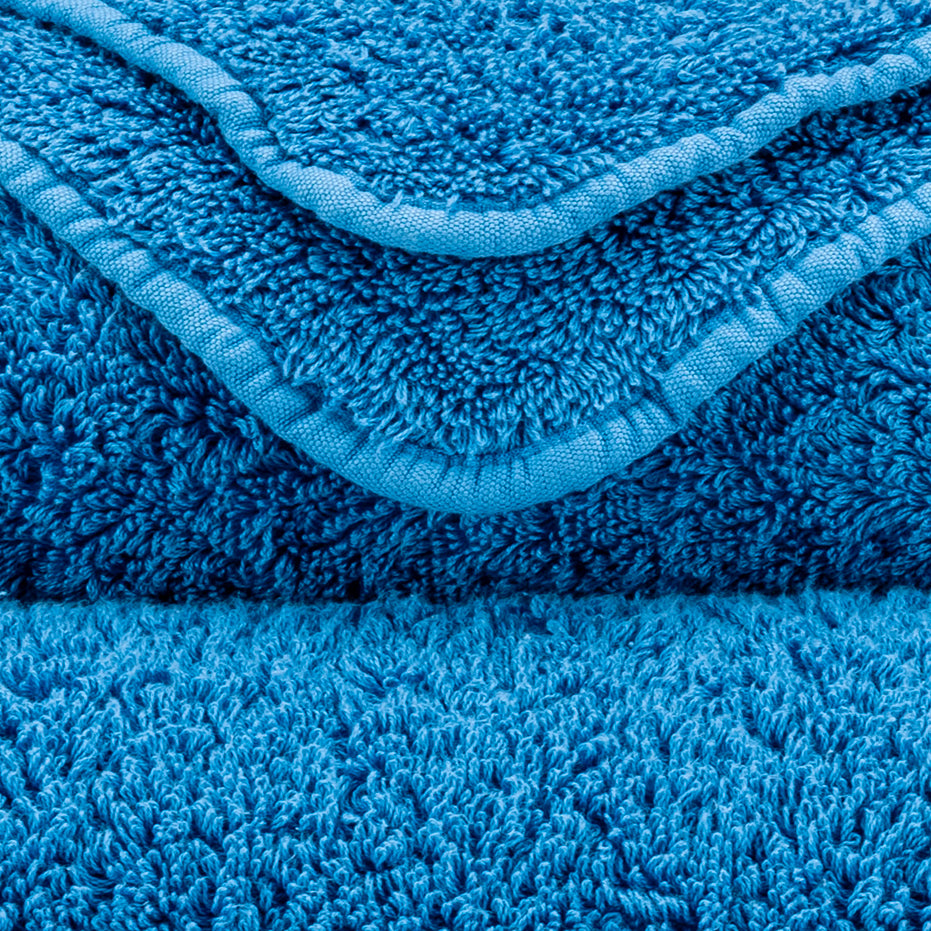 Detail der Super Pile Frottierschlingen in Ocean 336 – ägyptische Baumwolle, 700 g/m²