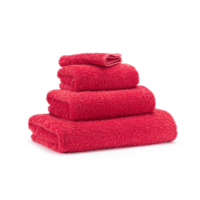 Super Pile Viva Magenta – Luxury towel in Egyptian Giza cotton