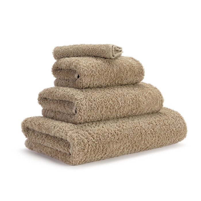 Super Pile Taupe – Luxury towel in Egyptian Giza cotton