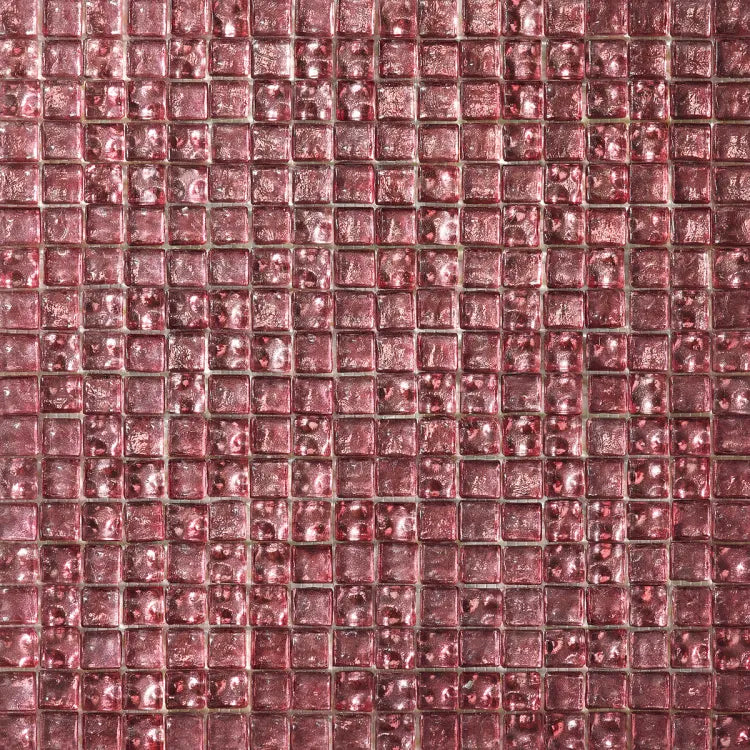 Discover the SICIS® Moss Glow glass mosaic for bathroom, pool and spa. Refined glass mosaic tiles with spectacular colour effect, Italian refinement and breathtaking presence, now available in the Tiamont online boutique.