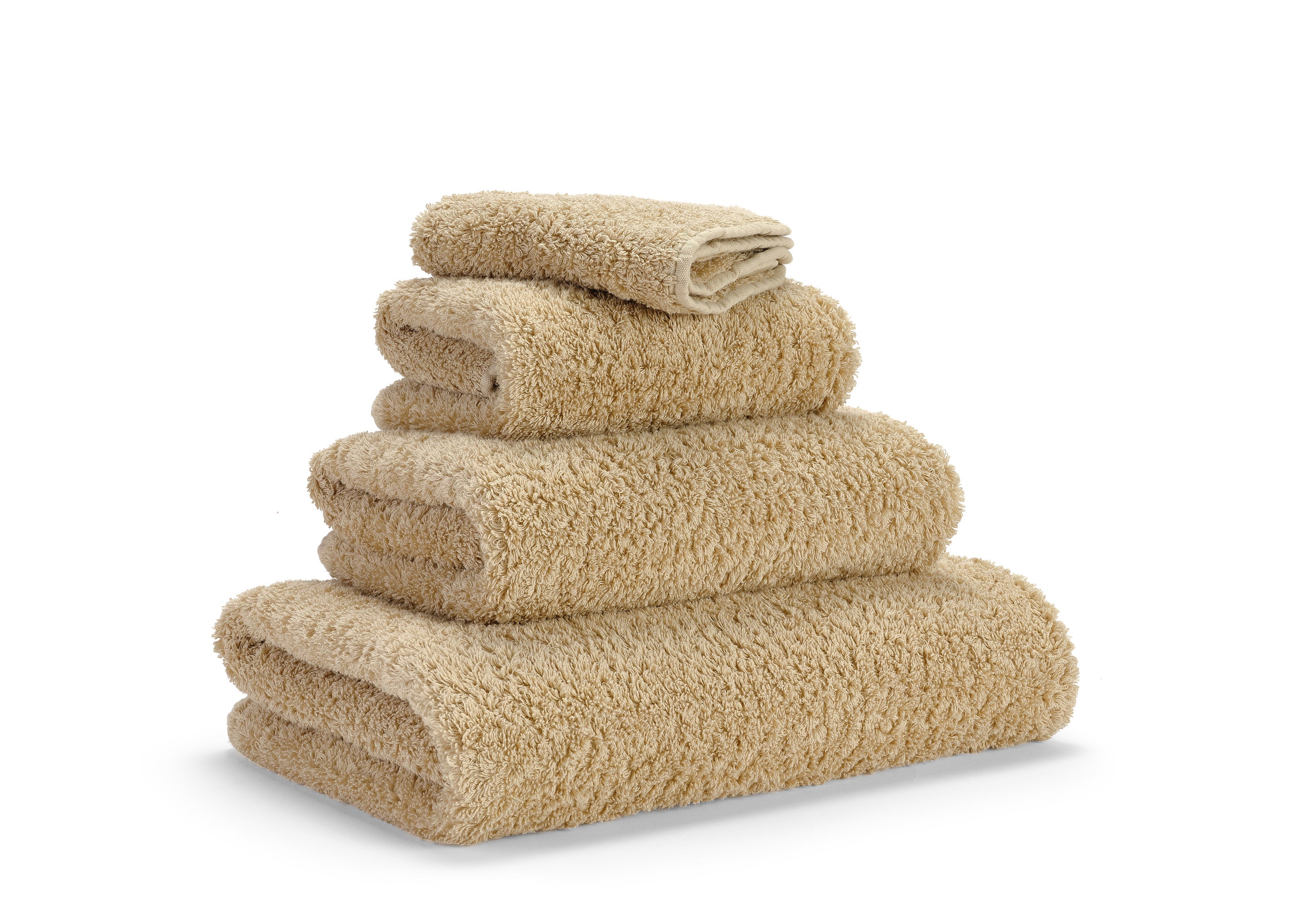 Premium towels in Egyptian Giza 70 cotton in Kashmir – luxurious bathroom textiles from Tiamont, a perfect match for refined bathroom furniture and stylish interiors. Handmade in Portugal.Premium towel set in the finest Giza 70 cotton in Kashmir – luxurious terry from Tiamont, a perfect match for refined bathroom furniture and stylish interiors. Handmade in Portugal.