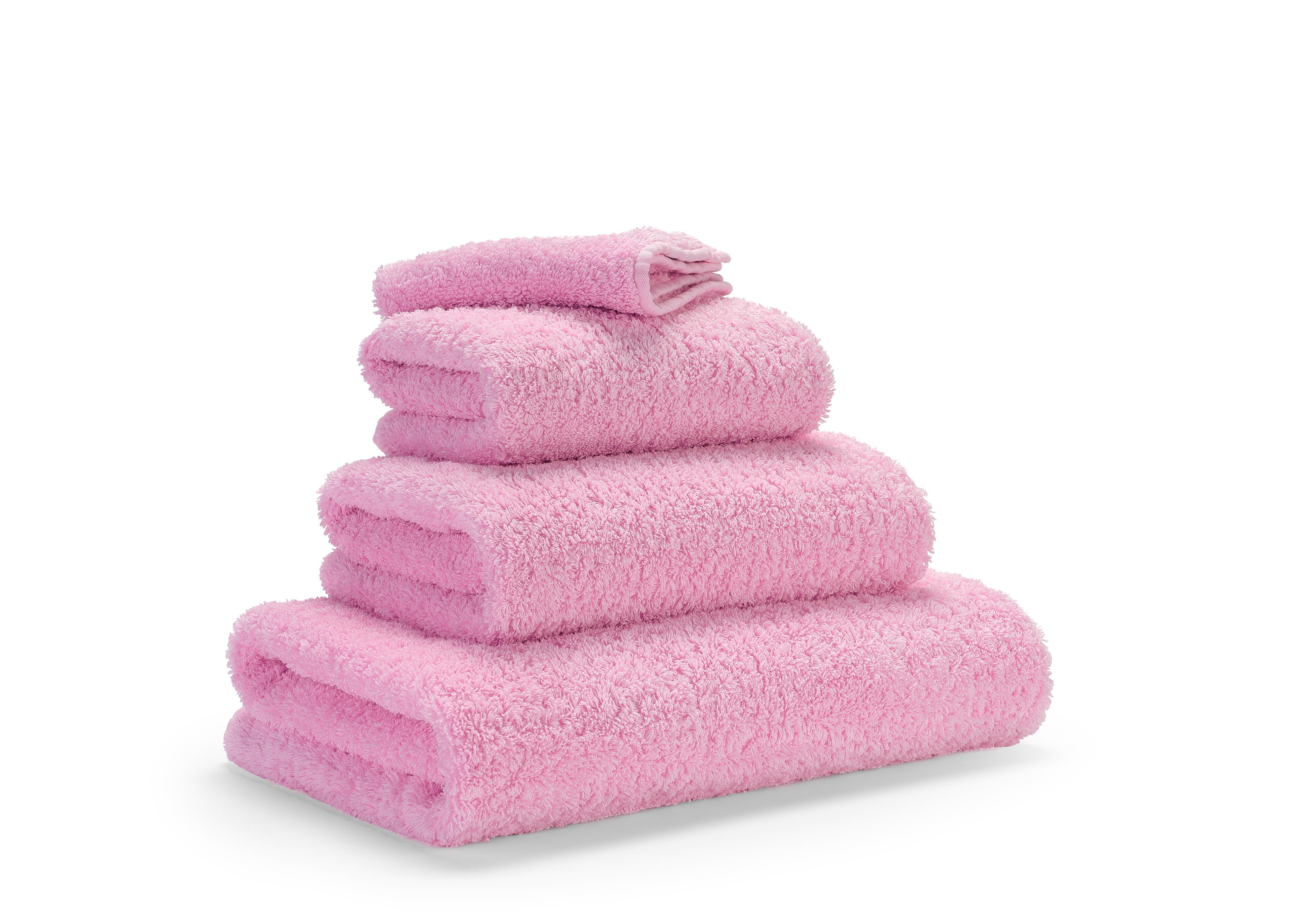 Premium towels in Egyptian Giza 70 cotton in Pink – luxurious bathroom textile at the Tiamont shop, matching refined bathroom furniture and stylish interiors. Handmade in Portugal. 